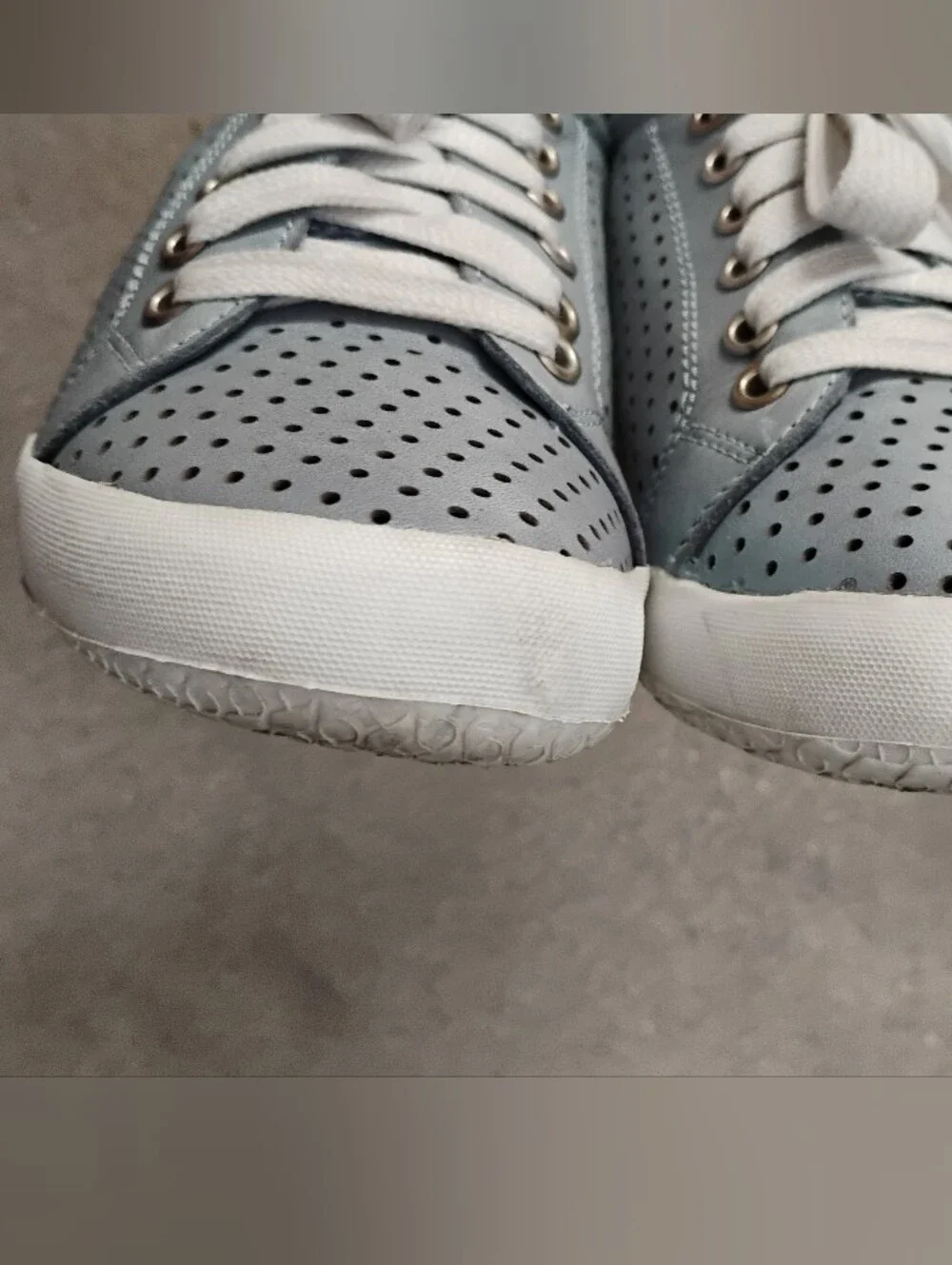 Gelato Teejay Dusty Blue Perforated Lace-Up Women’s Sneakers